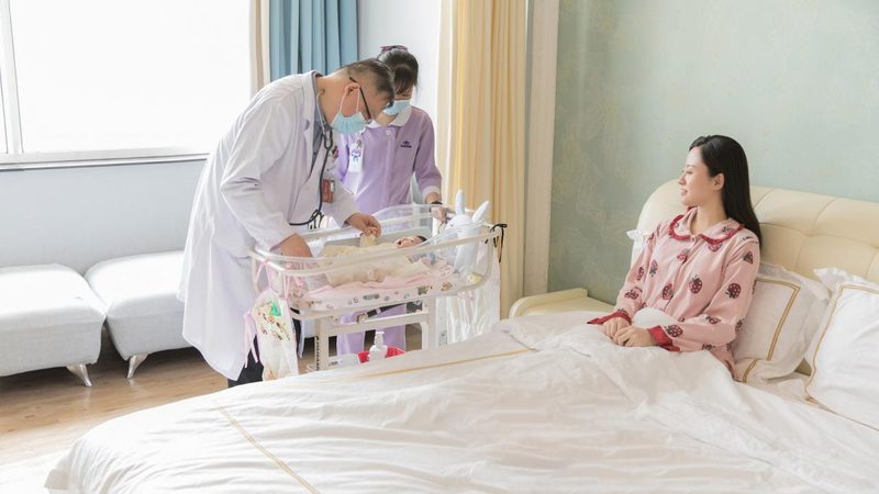 母婴护理师与月嫂：服务范围那些事儿
